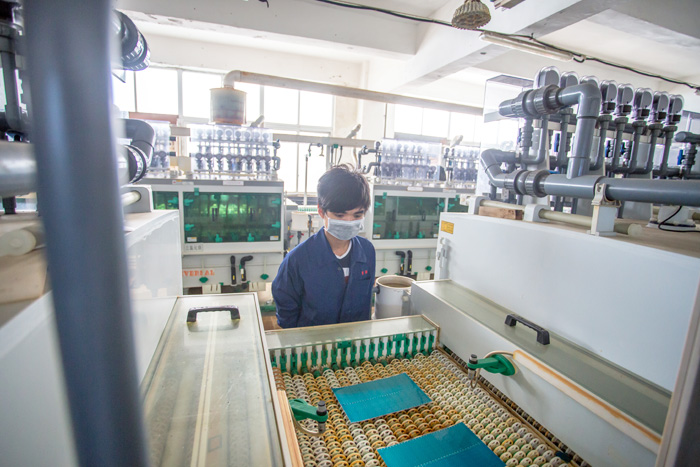 金屬蝕刻加工除油是指什么,有什么作用? 金屬蝕刻加工除油是指什么,有什么作用?